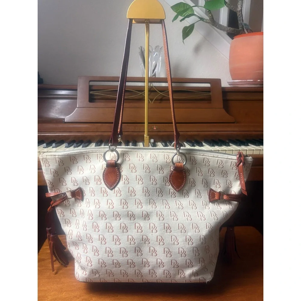 Dooney & Bourke DB Monogram Canvas Tote Bag Tassels Leather Trim Large - Picture 2 of 10